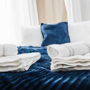 Cama/Mesa/Banho